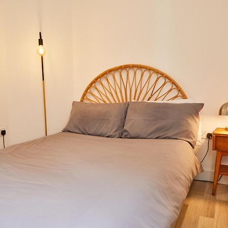 Binks - Seafront 1 Bed First Floor Apartment クリーソープス エクステリア 写真